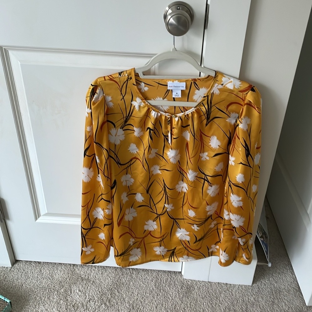 LIZ Claiborne blouse dandelion print top yellow black white loose fit Size Med - Picture 9 of 9